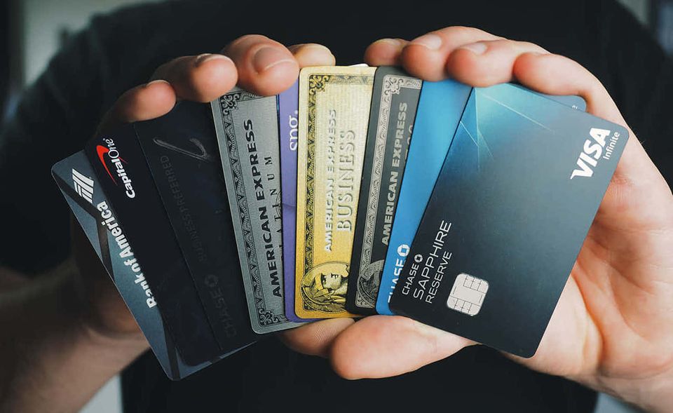 Navigating the World of Credit Cards: What 20-Somethings Need to Know Before Choosing a Credit Card.